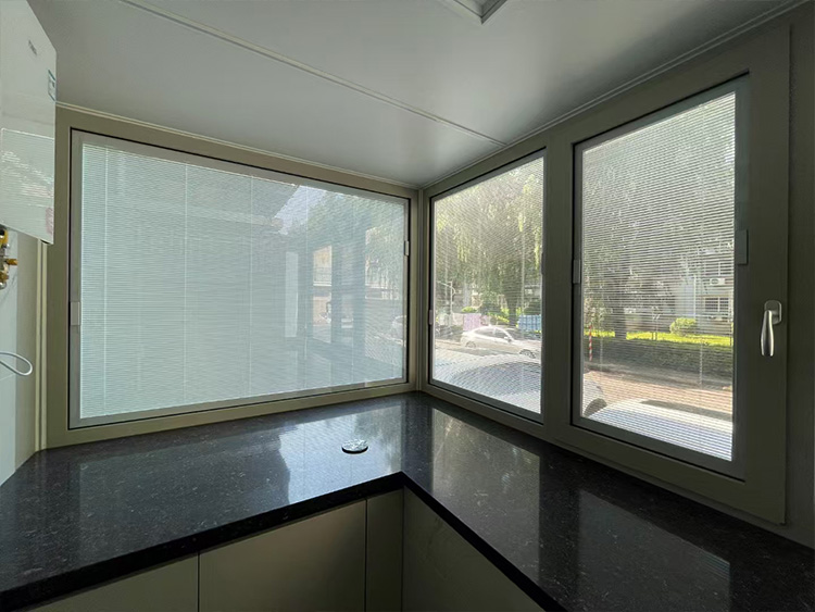 玻璃百叶窗案例