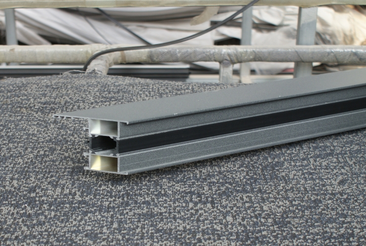 如何分辨断桥铝门窗隔热条的好坏 有哪些危害